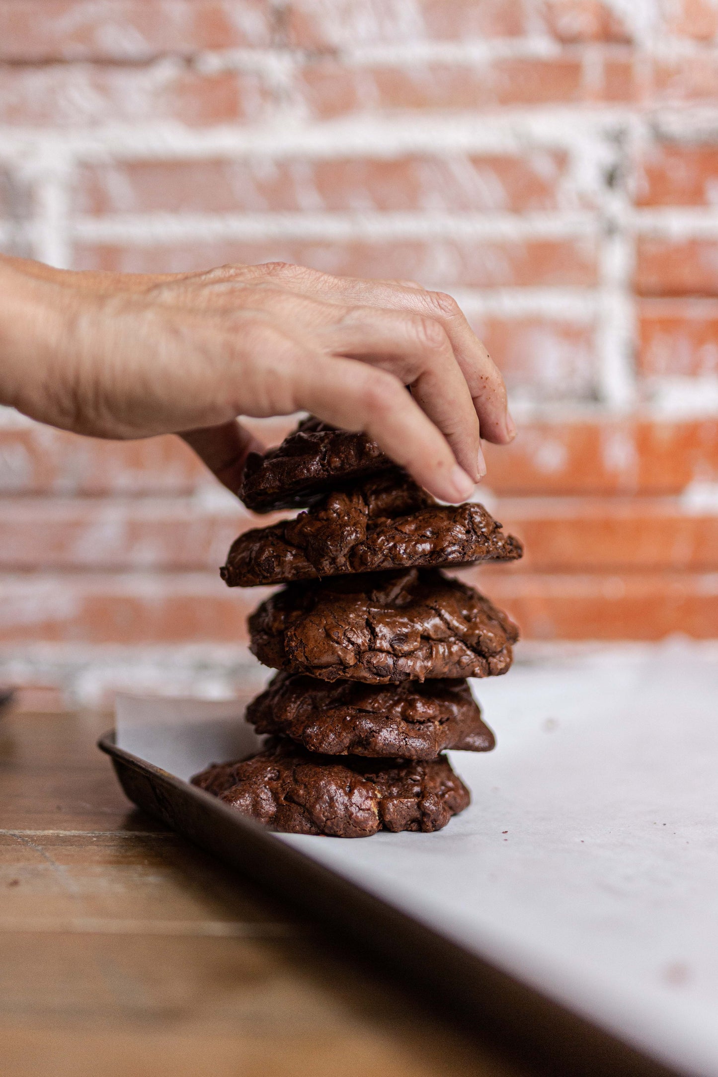 Brookie - Galleta de brownie y nueces tostadas
