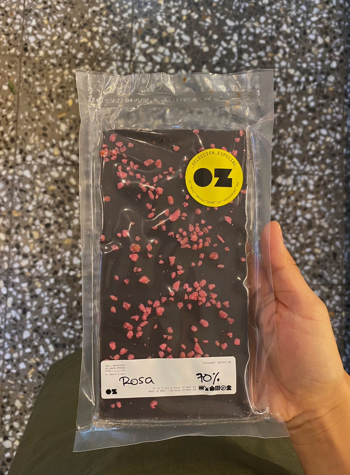Tableta de chocolate negro Oz Rosas