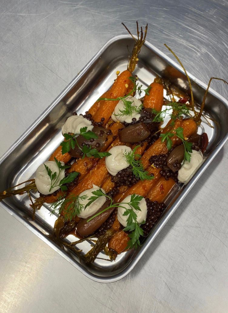 Zanahorias con lentejas y chalotas
